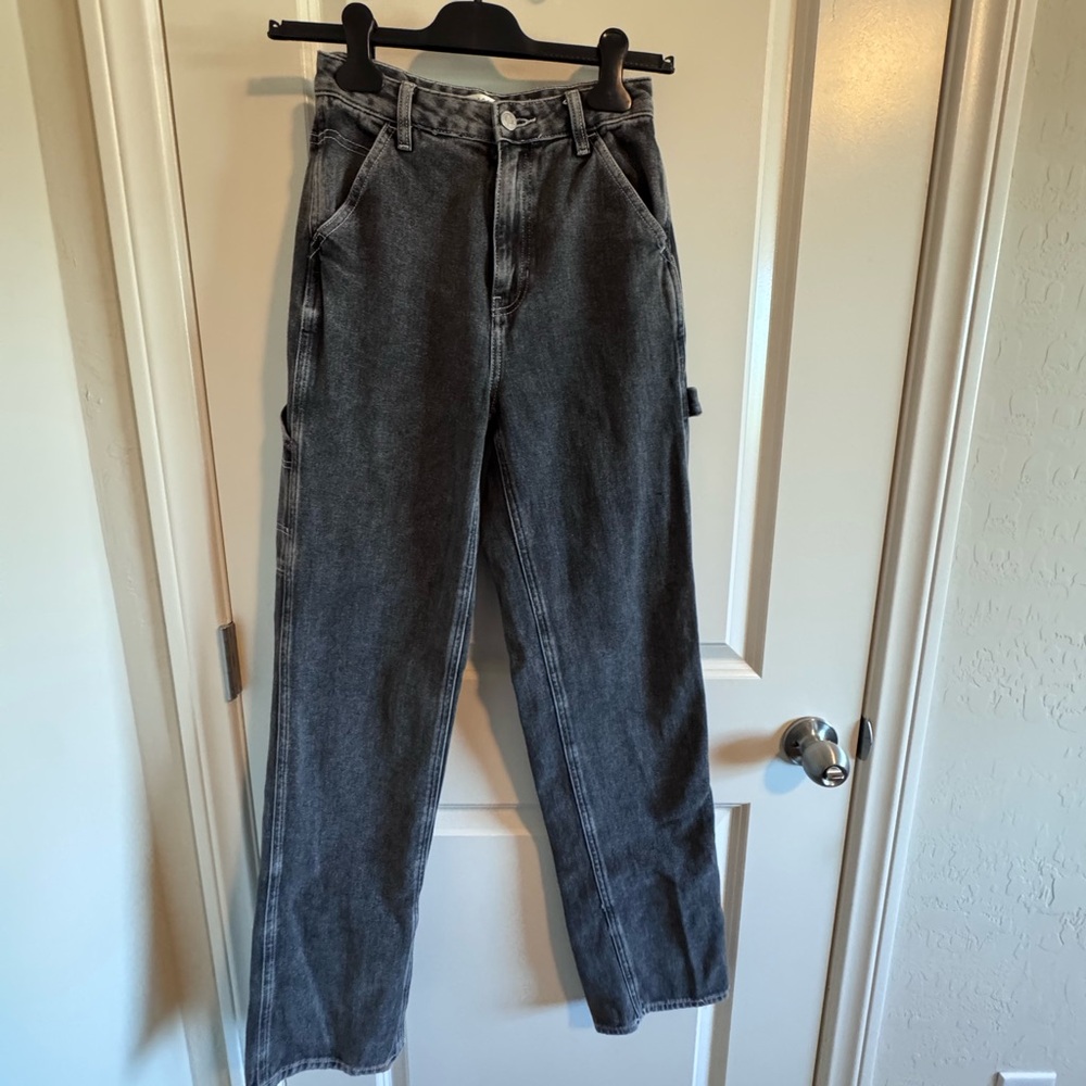PacSun Women's Straight-Leg Jeans in Washed Black